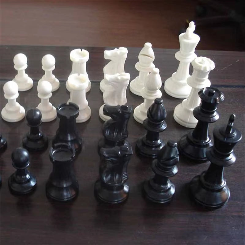 Medieval Chess Set - 65/75 Resin Pieces with 34Cm/42Cm Chessboard for Ultimate Strategy Games